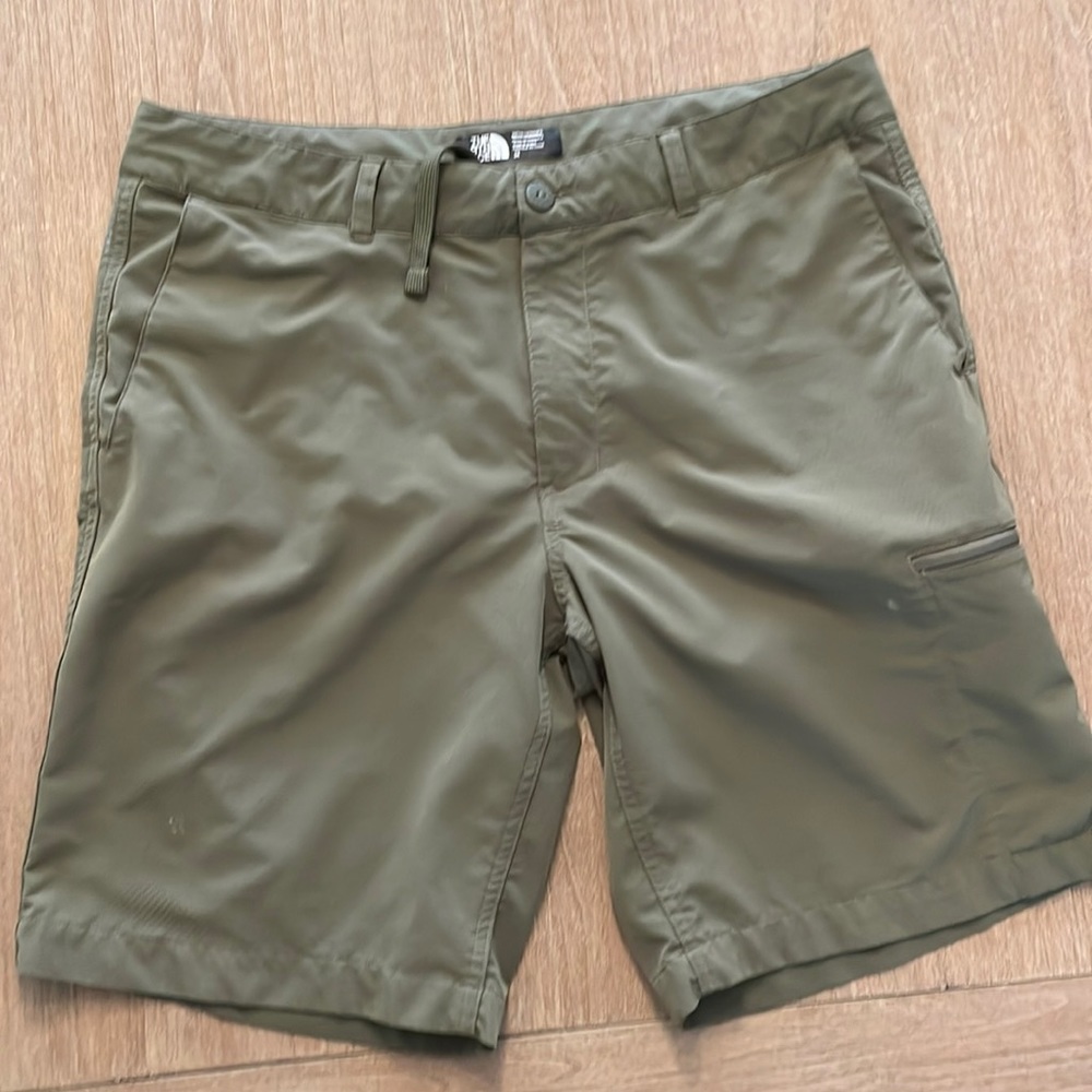 North face flash dry hybrid shorts